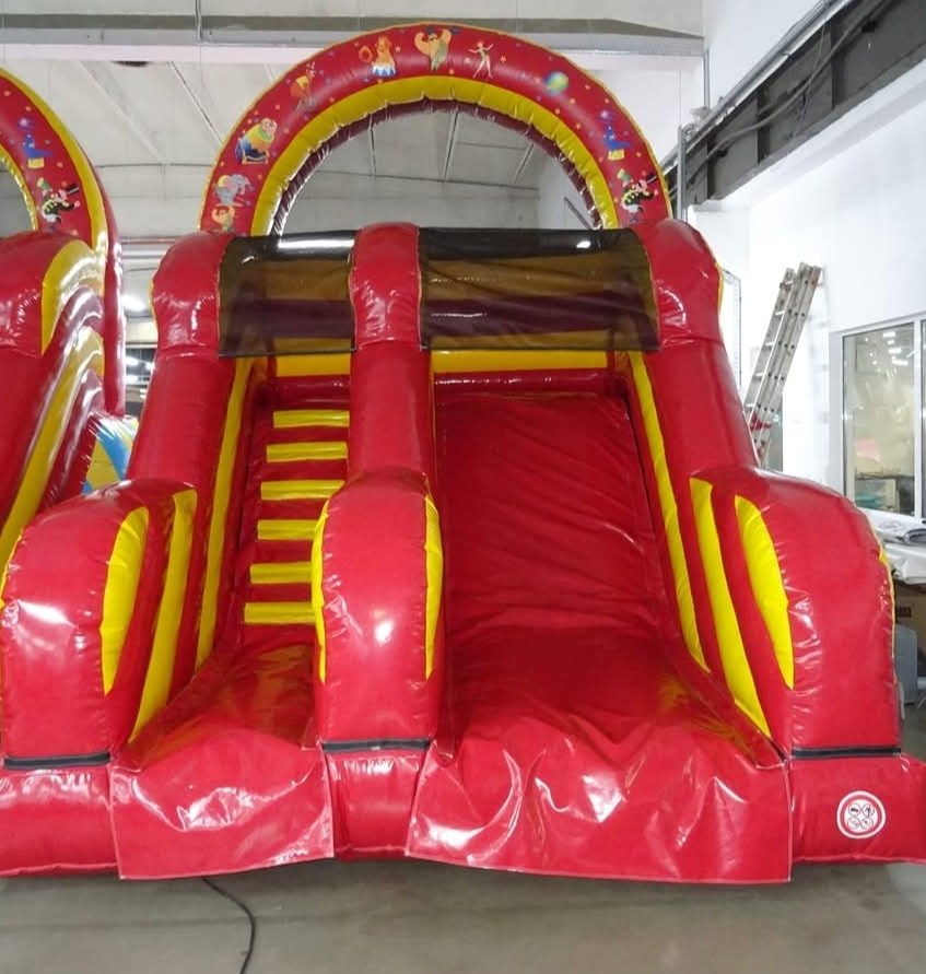 Cirkus Slide – hoppeborg til leje