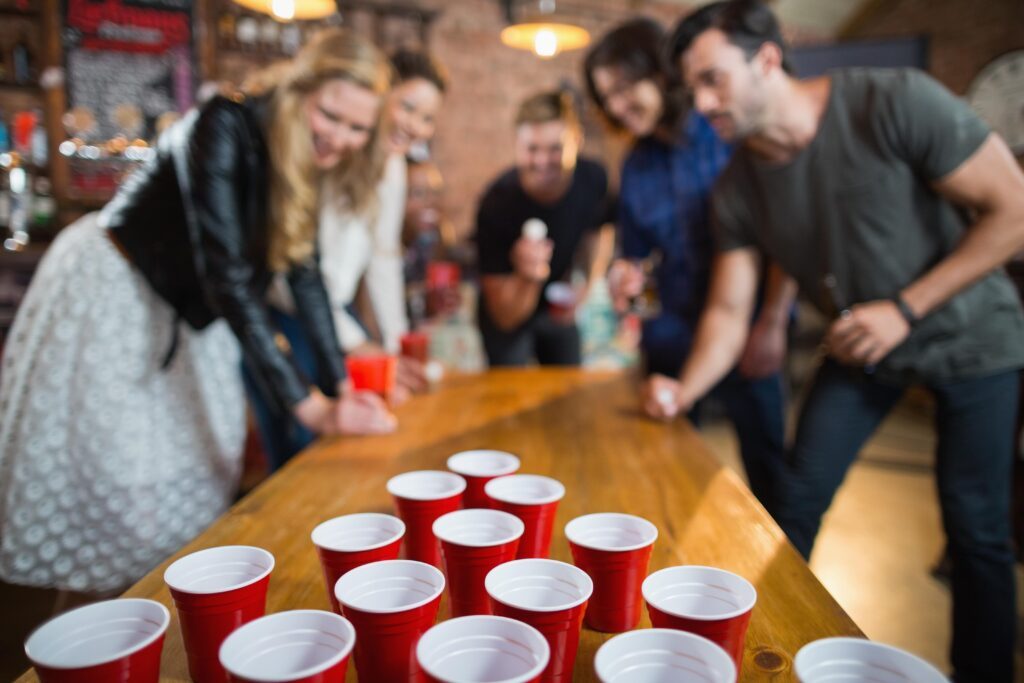 Beer pong-bord til leje